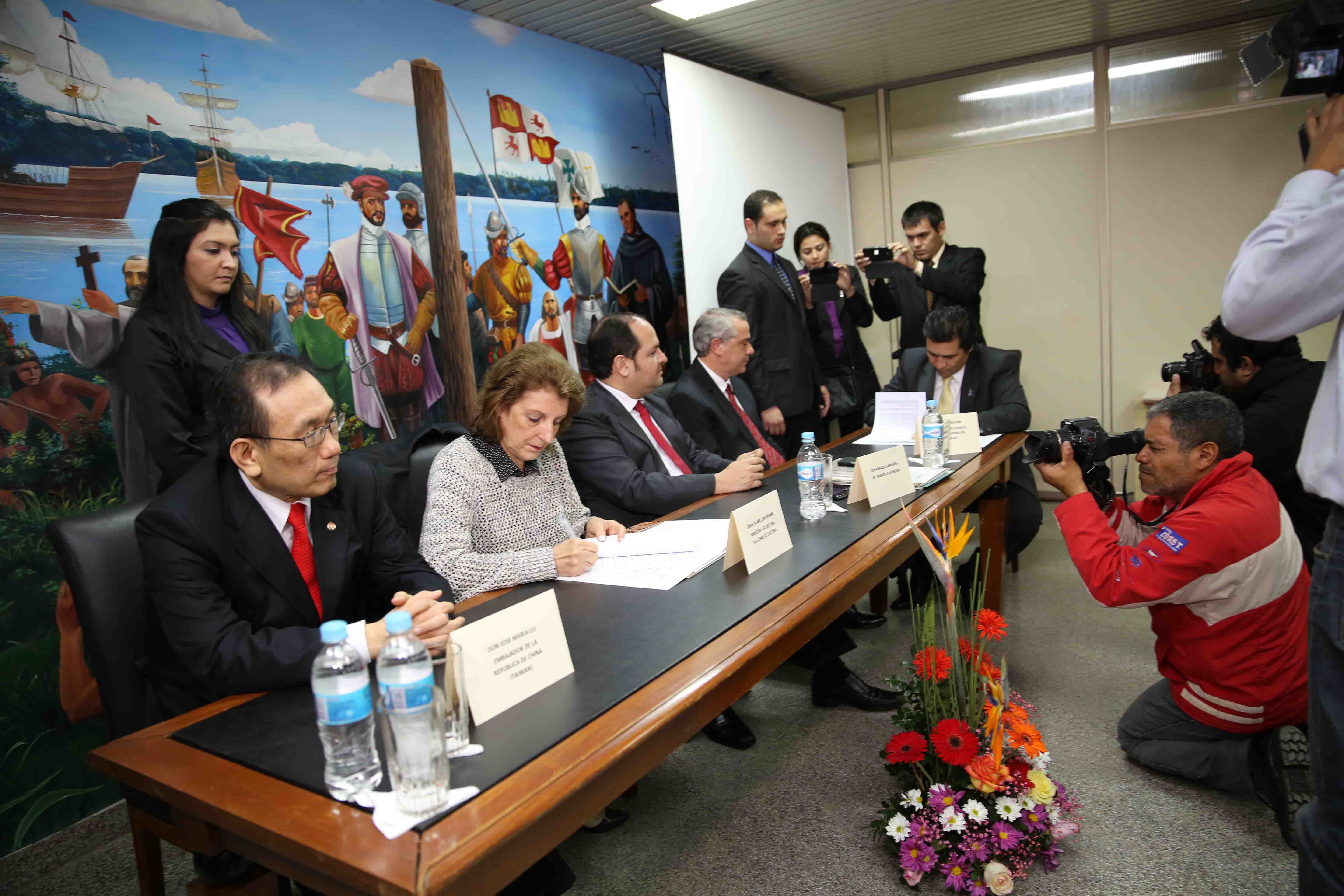 Acuerdo con gobernaciones permitirá fortalecer descentralización de la gestión cultural imagen